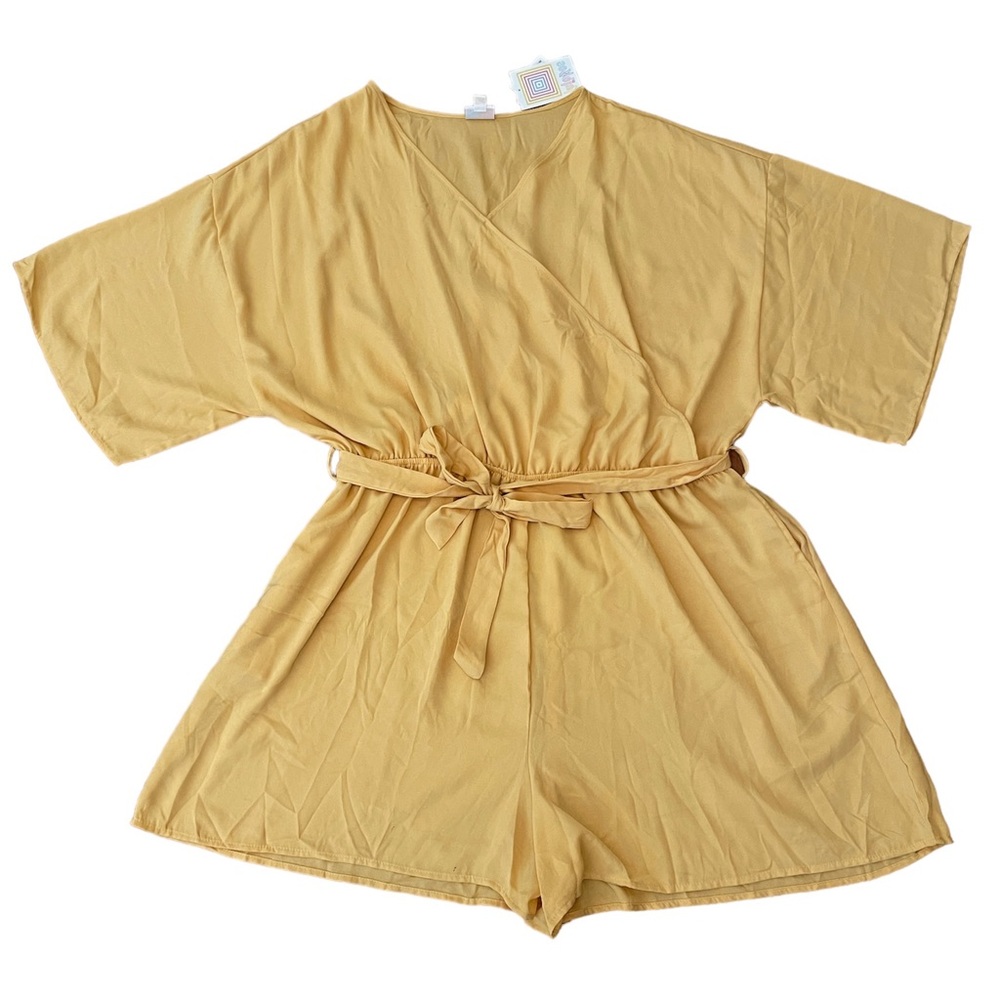 Melinda Wide Sleeve Romper SIZE 3XL NWT